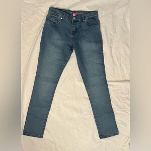 Girl’s Jeans